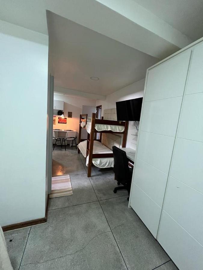 STUDIO 101 WIFI 600MB RESIDENCIAL JC um lugar para ficar Belém Exterior foto