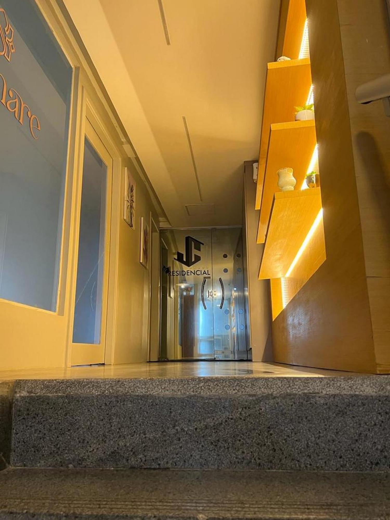 STUDIO 101 WIFI 600MB RESIDENCIAL JC um lugar para ficar Belém Exterior foto