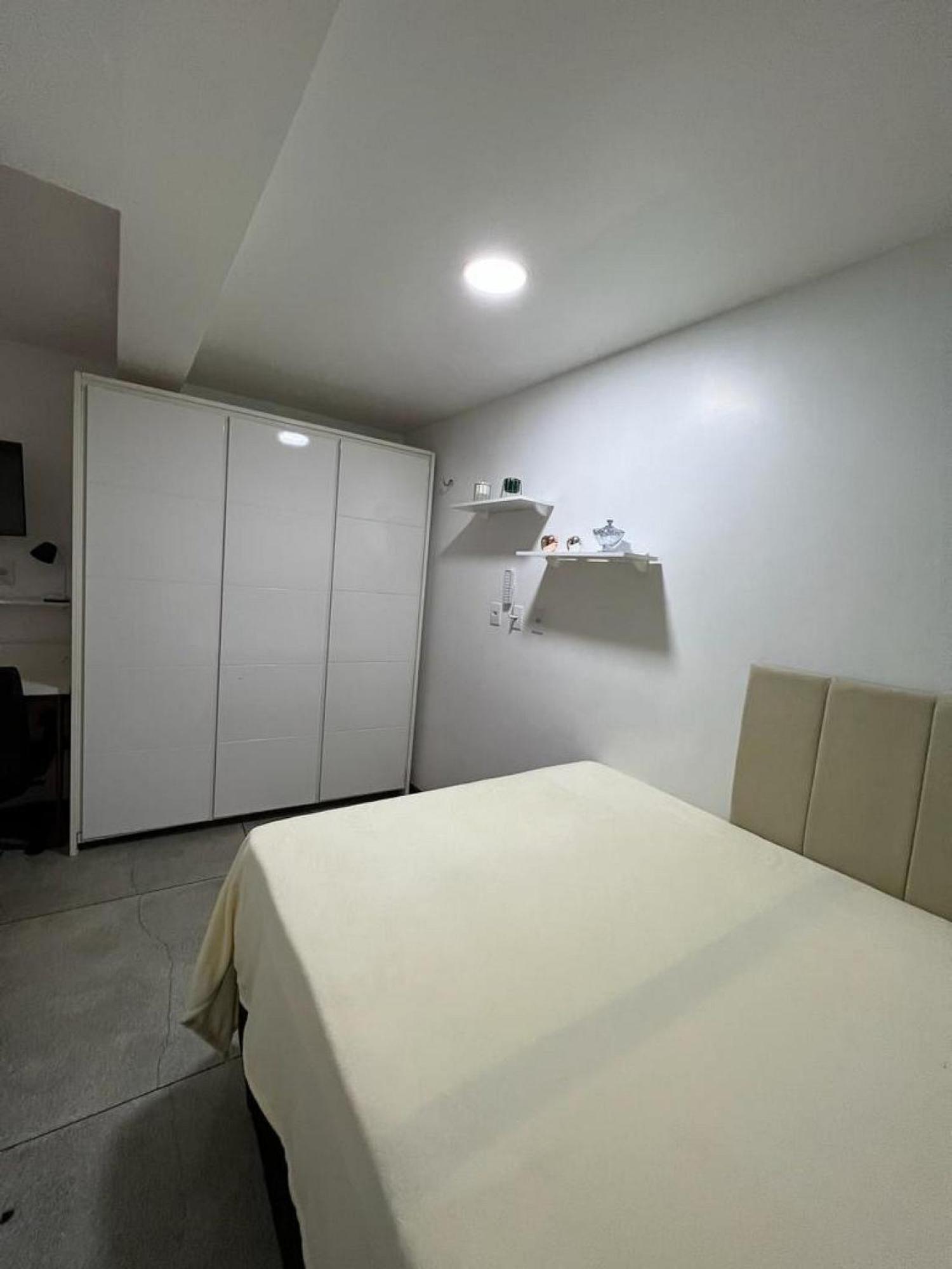 STUDIO 101 WIFI 600MB RESIDENCIAL JC um lugar para ficar Belém Exterior foto